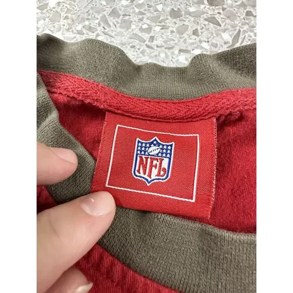 Y2K Tampa Bay Buccaneers Sewn On Patch Red Large T-shirt XL - Picture 6 of 7